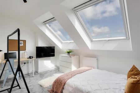 9 bedroom house to rent - Photo 3