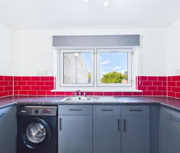 1 bedroom flat to rent - Photo 6