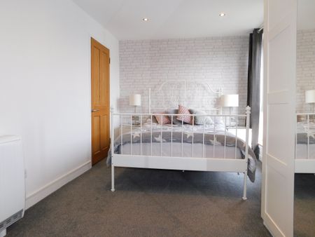 Comiston Drive, Edinburgh, EH10 5QU - Photo 5