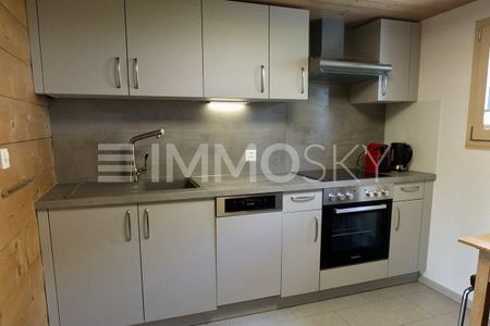 Cozy living paradise with fantastic mountain views - Photo 2