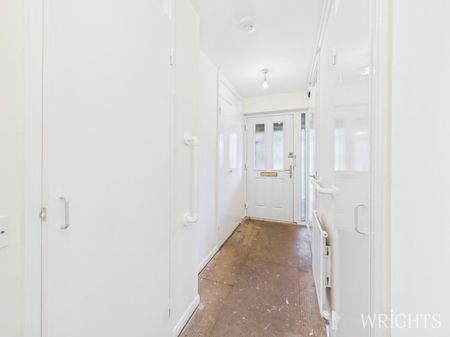 1 bedroom End Terraced Bungalow - Greenfields, South Drive, Cuffley - Photo 3