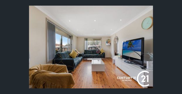 FOUR BEDROOM HOME IN A GREAT LOCATION! - Photo 1