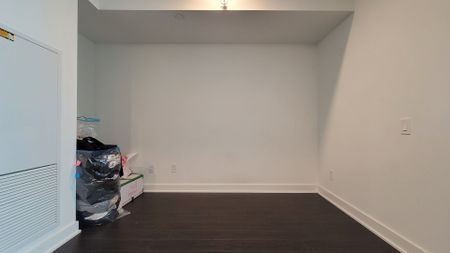 For Lease - 19 Bathurst Street Unit# 1009, Toronto, Ontario - Photo 3