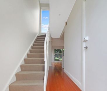 1/15 Hyland Street, South Yarra VIC 3141 - Townhouse For Rent | Domain - Photo 4