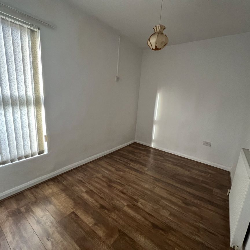 2 Bedroom Terraced House, Drayton Road Walton - Photo 1