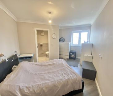 2 bedroom flat to rent - Photo 6