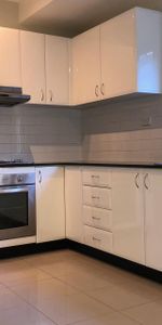 2/31 Kembla Street, Wollongong NSW 2500, Wollongong - Photo 3