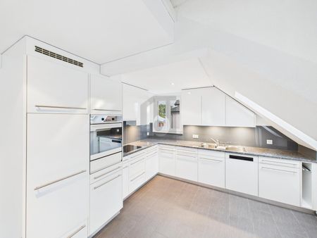 CENTRAL, NATURE-CLOSE WITH LARGE KITCHEN - Foto 2