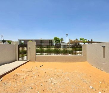 Brandnew | Premium Location | Best Deal - Photo 4