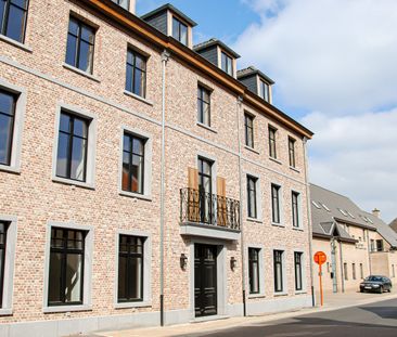 Luxueus recent nieuwbouwappartement met 2 slpks, terras en garage. - Photo 1
