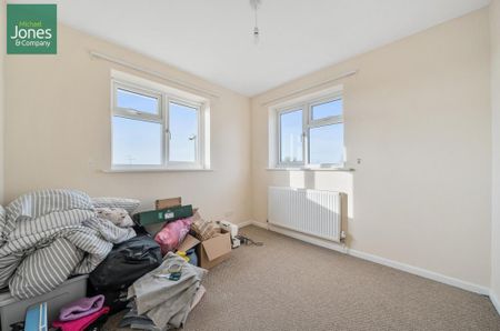 3 bedroom detached house to rent - Photo 4