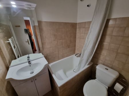 Location Appartement 1 pièce 22m² LE PEAGE DE ROUSSILLON 38550 - Photo 5