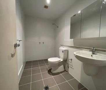 Oversized Apartment Located In The 'Chocolate Factory' - Photo 2