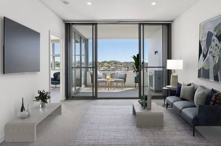 Available Anytime Luxury High level Exquisite North Face TWO Bedrooms Apartment in the heart of Eastwood - Photo 2