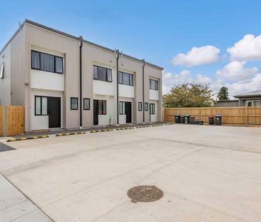 Built To Rent 2+1Bedroom townhouse in Mt Welli... - Photo 1