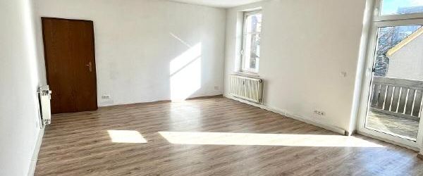 Gemütliche Zweiraumwohnung mit Balkon! - Foto 1