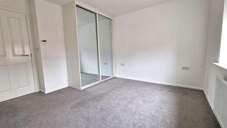 Lakeside North, Scunthorpe, DN16 - Photo 4