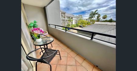 Modern 1-Bedroom Apartment in the Heart of Surfers Paradise - Photo 4