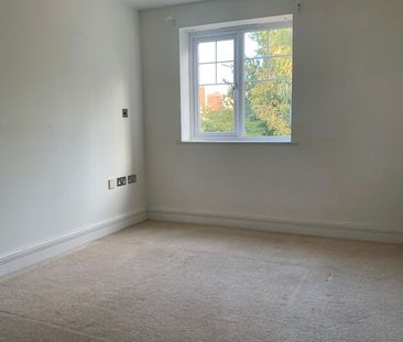 White Gables Court - Photo 1