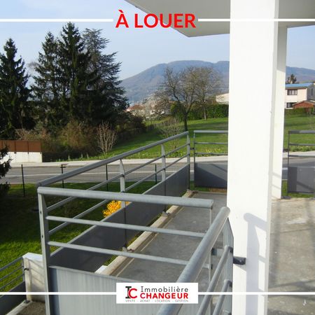 Location Appartement 4 pièces 79m² - Photo 4