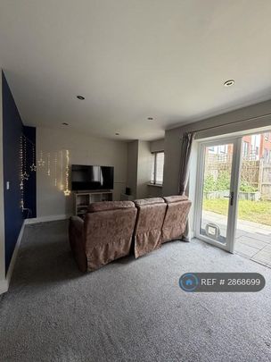 2 bedroom terraced house to rent - Photo 1