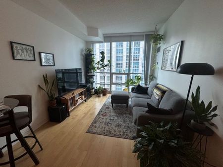 For Lease - 761 Bay Street Unit# 3613, Toronto, Ontario - Photo 2