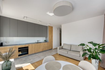 Łódź, Śródmieście, Lutomierska - Photo 2