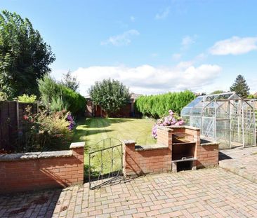 3 bedroom semi-detached house to rent - Photo 5