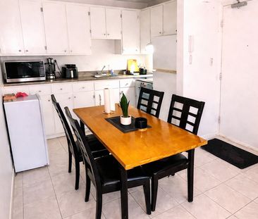 BEAU 4 1/2 | CHAUFFAGE-EAU CHAUDE - Photo 2