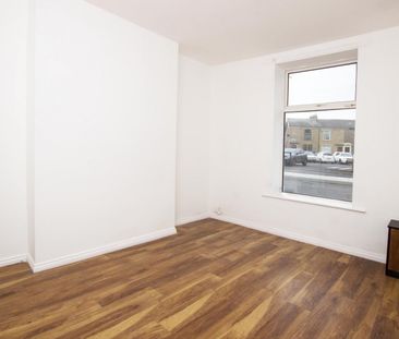 2 bedroom House To Let - Photo 5
