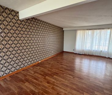 For Lease - 548 Simcoe Road, Bradford West Gwillimbury, Ontario - Photo 1