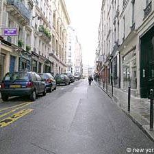 Logement à Paris, Location meublée - Photo 1