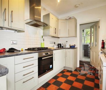 Guildford Park Road, Guildford, GU2 7NA - Photo 6