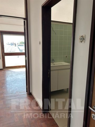 Apartamento T4 em Porto - Photo 4