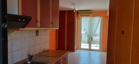 Studio/Γκαρσονιέρα για ενοικίαση Παντοκράτορος - Αρχαίο Ωδείο (Πάτρα) - Photo 2