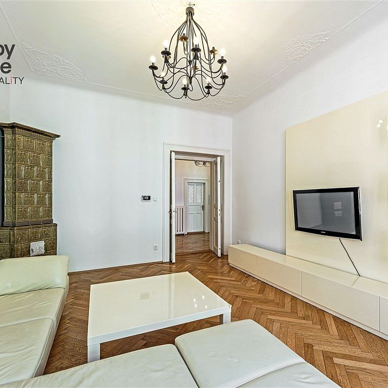 Pronájem bytu 3+1 110 m² - Photo 1