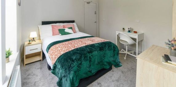 Room in a Shared House, Humber Street, M50 - Photo 2