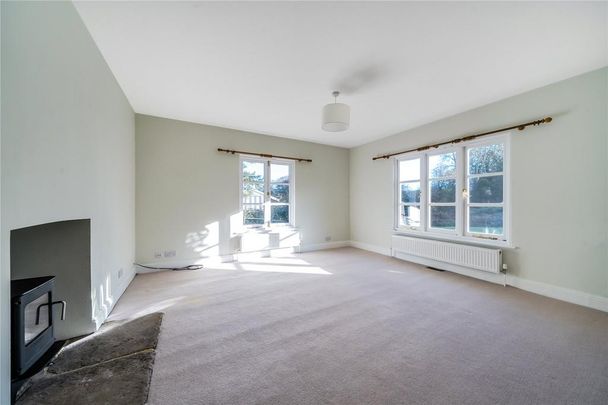 4 bedroom detached house to rent - Photo 1