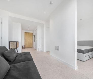 Studio to rent - Photo 2