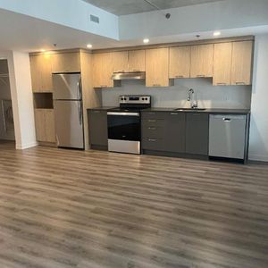 1 CH - 1 SDB - Terrebonne - $1,675 /mo - Photo 2