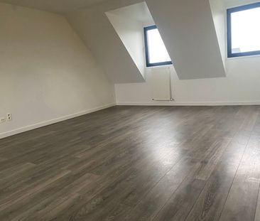 Recent vernieuwd triplex appartement met 2 slaapkamers - Foto 5