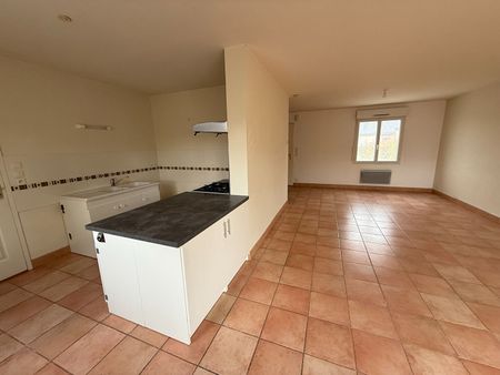 Location maison 4 pièces, 89.77m², Feneu - Photo 4