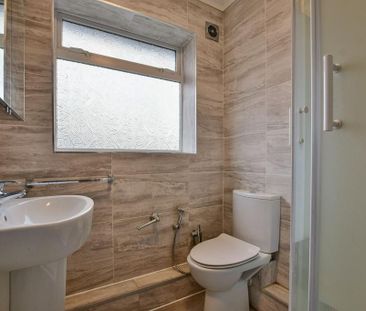 3 bedroom terraced house to rent - Photo 6