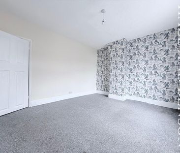 MainRoad, Leabrooks, ALFRETON - Photo 4