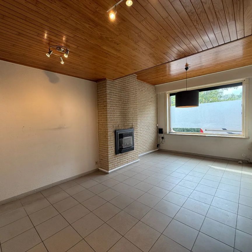 Rijwoning met 3 slaapkamers en tuin te centrum Roeselare - Photo 1