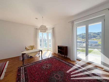 Lichtdurchflutete 3 Zimmerwohnung mit Sonnenterrasse in Walding - Photo 2