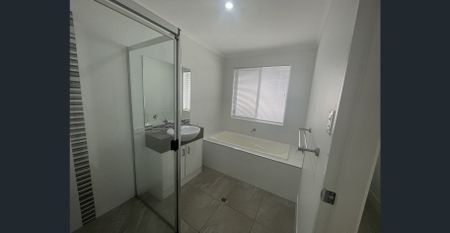 Spacious 4-Bed Family Home in Holmview | Air-Con & Modern Living - Photo 5