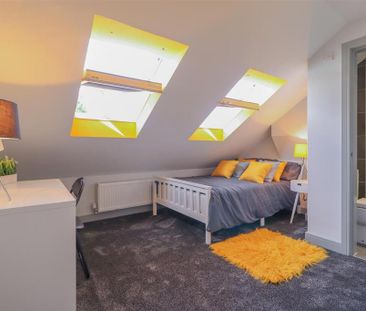 5 bedroom terraced house to rent - Photo 2