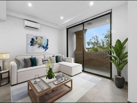 Rare 3 Bedroom apartment nestled in the heart of Redfern! - Photo 3