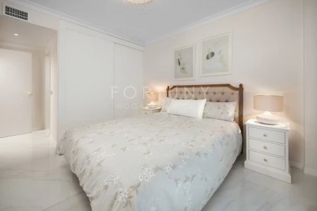 Piso de alquiler en Calle José Saramago, Puerto Banús - Photo 2